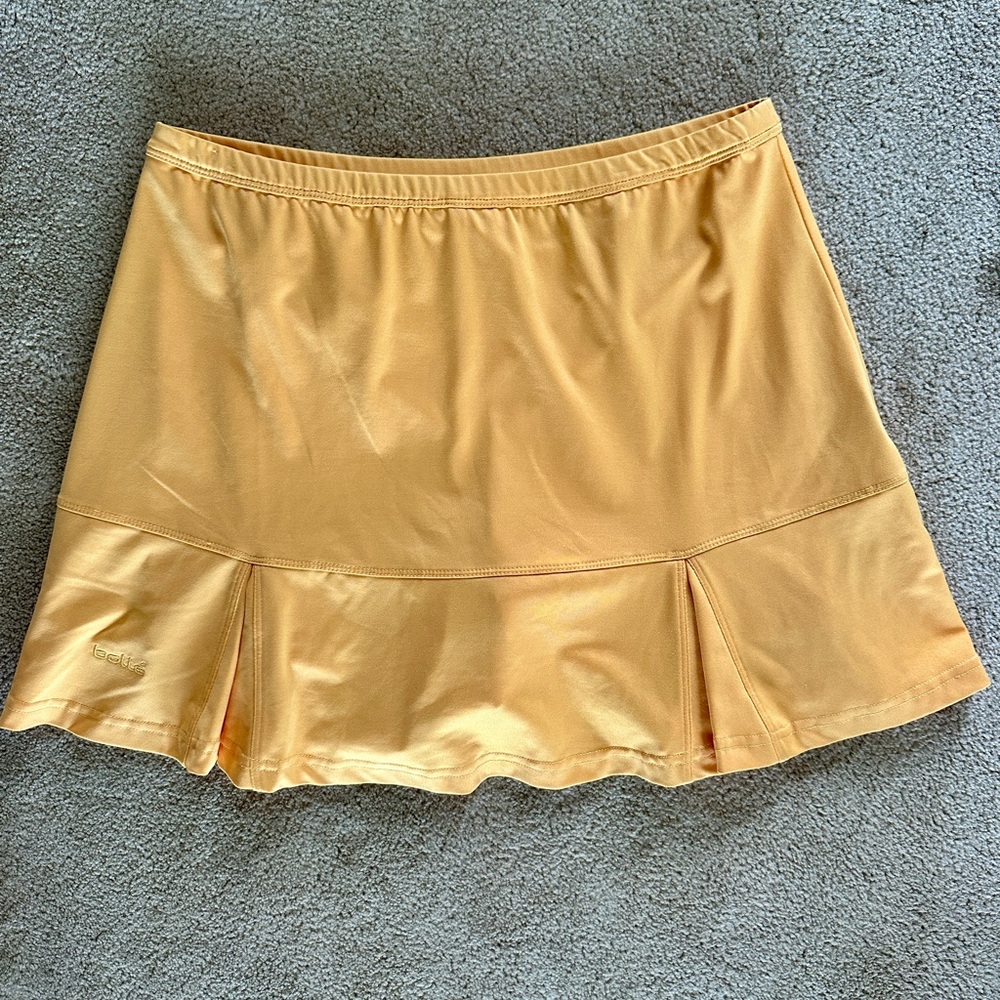 Bolle Women's apricot colored Mini Skirt